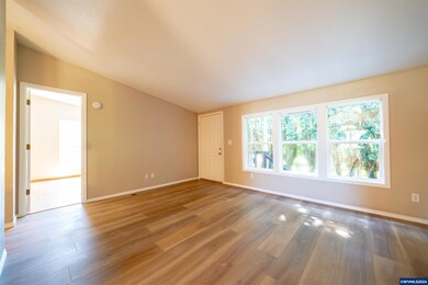 419 W Main St, Lyons, OR 97358 - photo 3