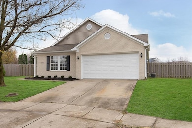 10154 Lothbury Cir, Fishers, IN 46037 - photo 3