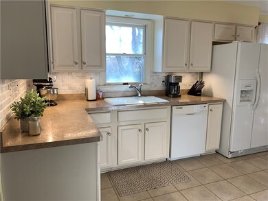 3422 Priscilla Dr, Erie, PA 16506 - photo 6