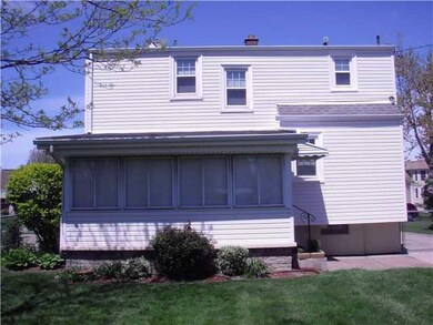 Porch - Enclosed