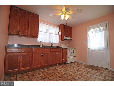 214 Dumont Rd, Wilmington, DE 19804 - photo 5