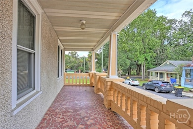 1023 W 37th St, Savannah, GA 31415 - photo 4