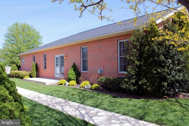 625 Observatory Dr, Hagerstown, MD 21742 - photo 4