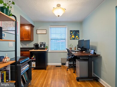 3611 S Taylor St unit A2, Arlington, VA 22206 - photo 5