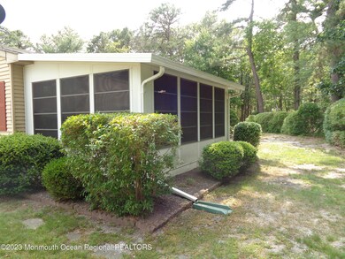 6 Buttonwood Ln, Whiting, NJ 08759 - photo 7