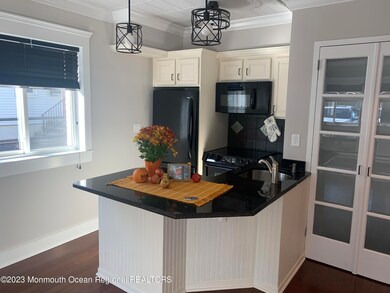 Kitchen - Photo 1