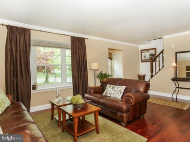 100 Lesha Dr, Morrisville, PA 19067 - photo 2