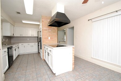 12502 Aste Ln, Houston, TX 77065 - photo 4