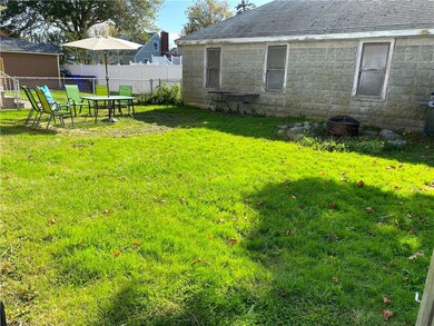 17 Ellis Ave, Warren, RI 02885 - photo 5
