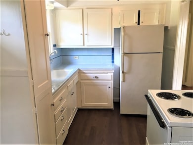 229 W Ridgewood Ct unit 1, San Antonio, TX 78212 - photo 6