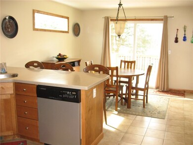 608 Montpelier Ave, Erie, PA 16505 - photo 4