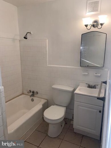 1125 Gleneagle Rd unit 2, Baltimore, MD 21239 - photo 7