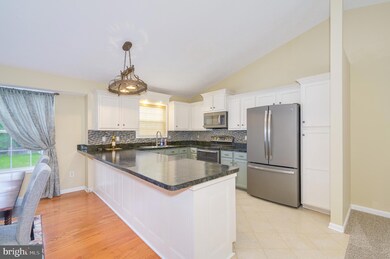 285 Longwood Dr, Bunker Hill, WV 25413 - photo 7