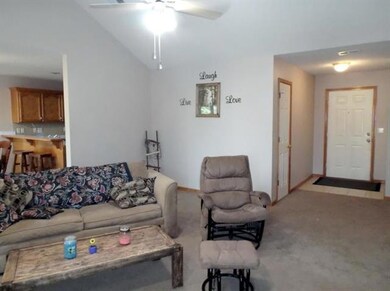 407 Rachael Cir, Raymore, MO 64083 - photo 4