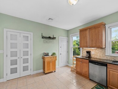 19 Jaques St unit 3, Somerville, MA 02145 - photo 4