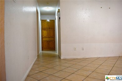 911 Hackberry St, Copperas Cove, TX 76522 - photo 3