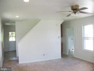 409 E Pennsylvania Ave, Towson, MD 21286 - photo 2