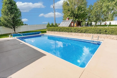 200 Balsinger Rd, Uniontown, PA 15401 - photo 7