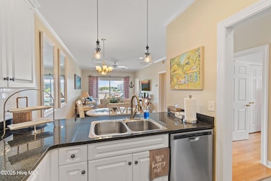 614 W Brown St unit A, Southport, NC 28461 - photo 7