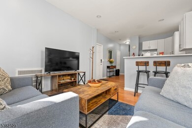 45 Blum St, Newark, NJ 07103 - photo 4