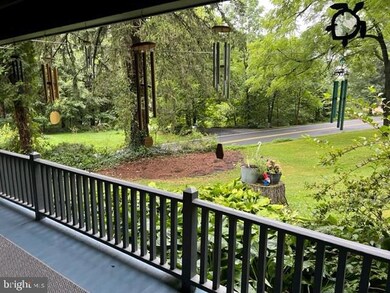 821 Sheerlund Rd, Reading, PA 19607 - photo 4