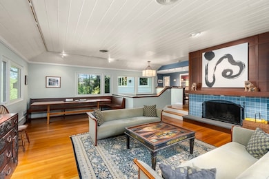 60 Rolling Ln, Weston, MA 02493 - photo 5