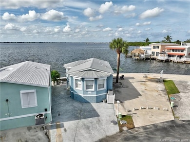 10701 S Ocean Dr unit 919, Jensen Beach, FL 34957 - photo 2