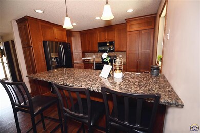 6141 SW 53rd St, Topeka, KS 66610 - photo 6