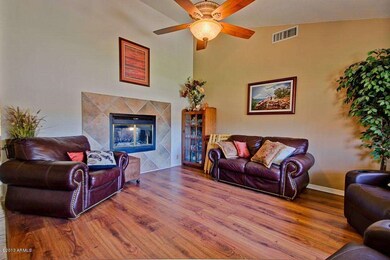 7827 S Newberry Ln, Tempe, AZ 85284 - photo 5