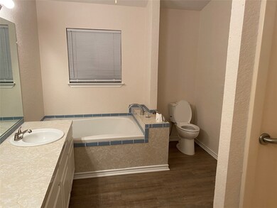 6302 Sharondale St, Pearland, TX 77584 - photo 6