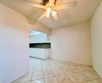 461 Wellington J, West Palm Beach, FL 33417 - photo 6