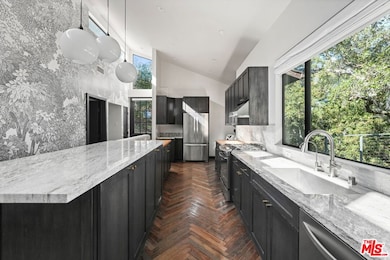 21273 Entrada Rd, Topanga, CA 90290 - photo 6