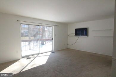 10627 High Beam Ct, Columbia, MD 21044 - photo 5