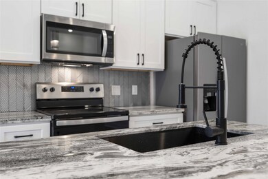 3110 Evella St unit A, Houston, TX 77026 - photo 4