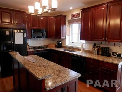 5209 N Rothmere Dr, Peoria, IL 61615 - photo 4