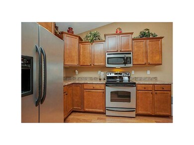 Eat-in Kitchen.
