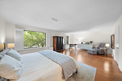 22 Bayou Pointe Dr, Houston, TX 77063 - photo 6