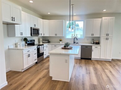 7807 272nd St NW, Stanwood, WA 98292 - photo 6