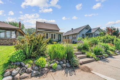 148 12th Ave N, South Saint Paul, MN 55075 - photo 2