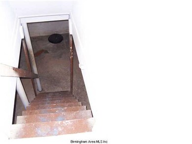 Steps to downstairs