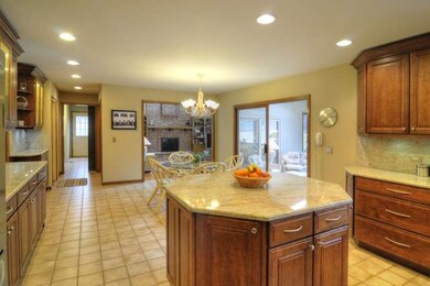 2241 Augustana Ct, Naperville, IL 60565 - photo 6