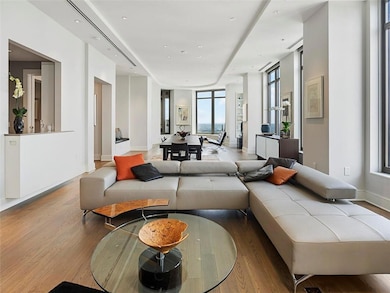 3376 Peachtree Rd NE unit 44B, Atlanta, GA 30326 - photo 3