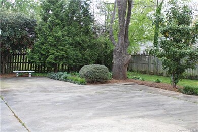 249 N Race St, Statesville, NC 28677 - photo 3