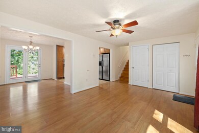 6512 Venison Dr, Fredericksburg, VA 22407 - photo 4