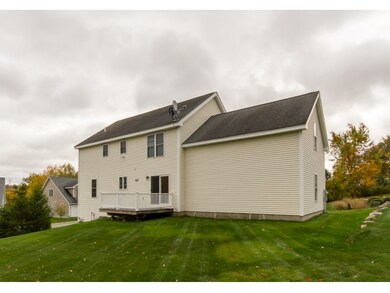 12 Constantine Dr unit U37, Nashua, NH 03062 - photo 3