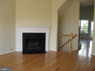 2530 James Madison Cir, Herndon, VA 20171 - photo 6