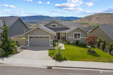 1984 Legendary Ln SE, East Wenatchee, WA 98802 - photo 2