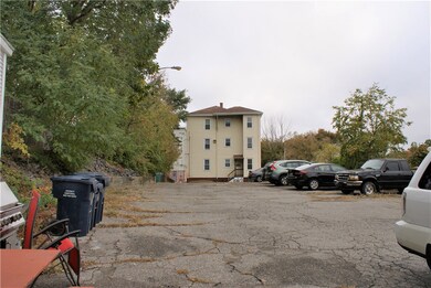 25 Laundry St, Woonsocket, RI 02895 - photo 6
