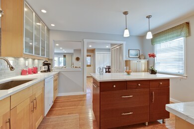 3106 Swallow Ln, Rolling Meadows, IL 60008 - photo 5