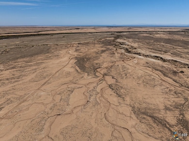 10375 Trily Rd, Niland, CA 92257 - photo 3